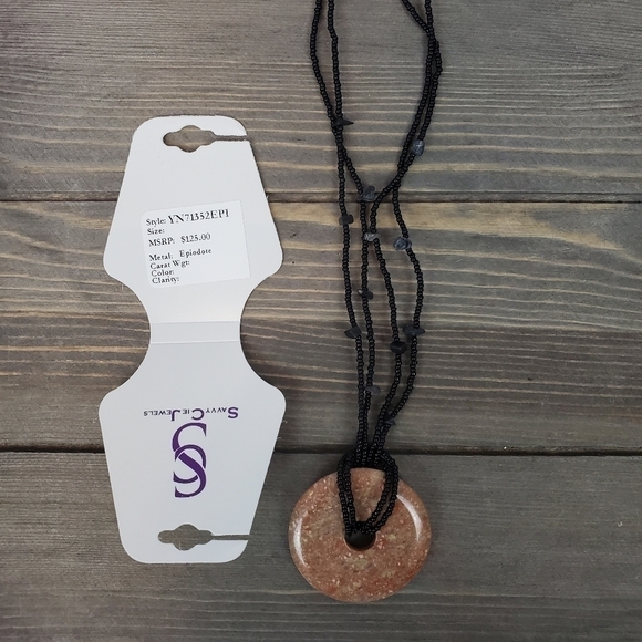 SAVVY Cie beaded black onyx and epidot necklace - Picture 5 of 6